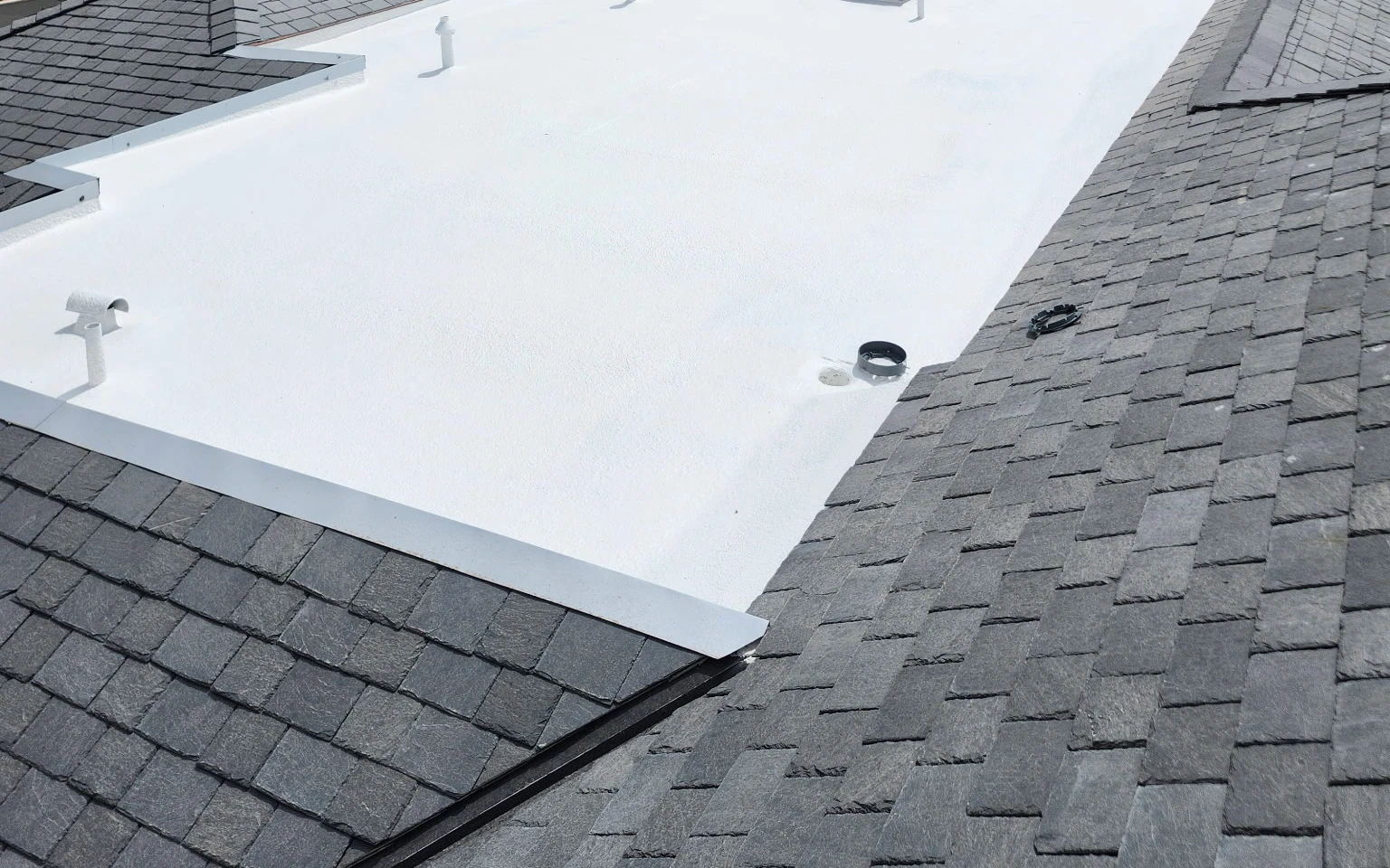 What Is a Foam Roof? Why Phoenix Homeowners Choose Foam Roofing